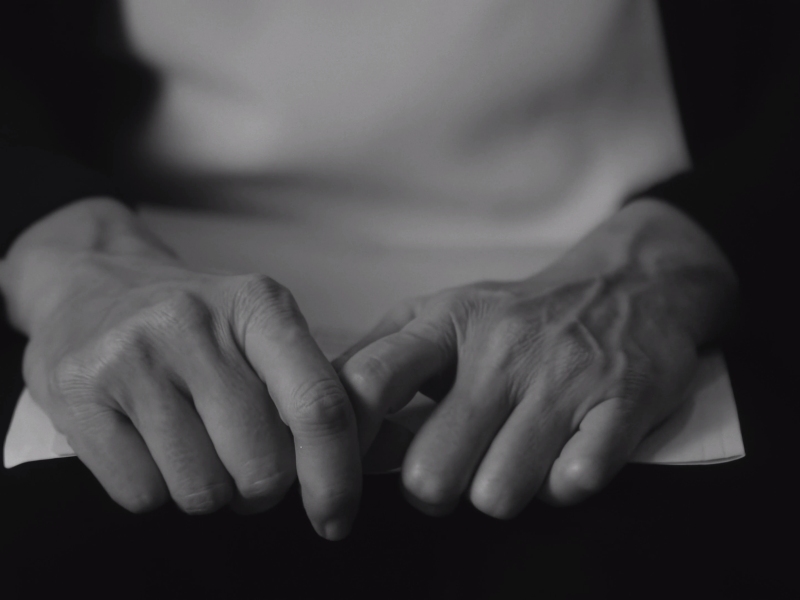 “Todas” aborda la identidad, el silencio y la resiliencia femenina desde una narrativa íntima.