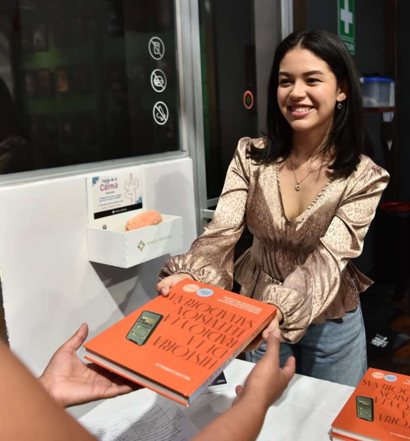 El libro está disponible para descarga en formato digital en el sitio web de la institución.