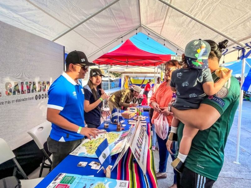 El Salvador participó en ExpoHogar 2026 en Honduras con un estand de promoción país enfocado en cultura y turismo.