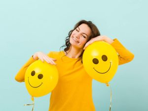 La felicidad no implica estar bien todo el tiempo, sino aprender a convivir con todas las emociones que forman parte de la experiencia humana.