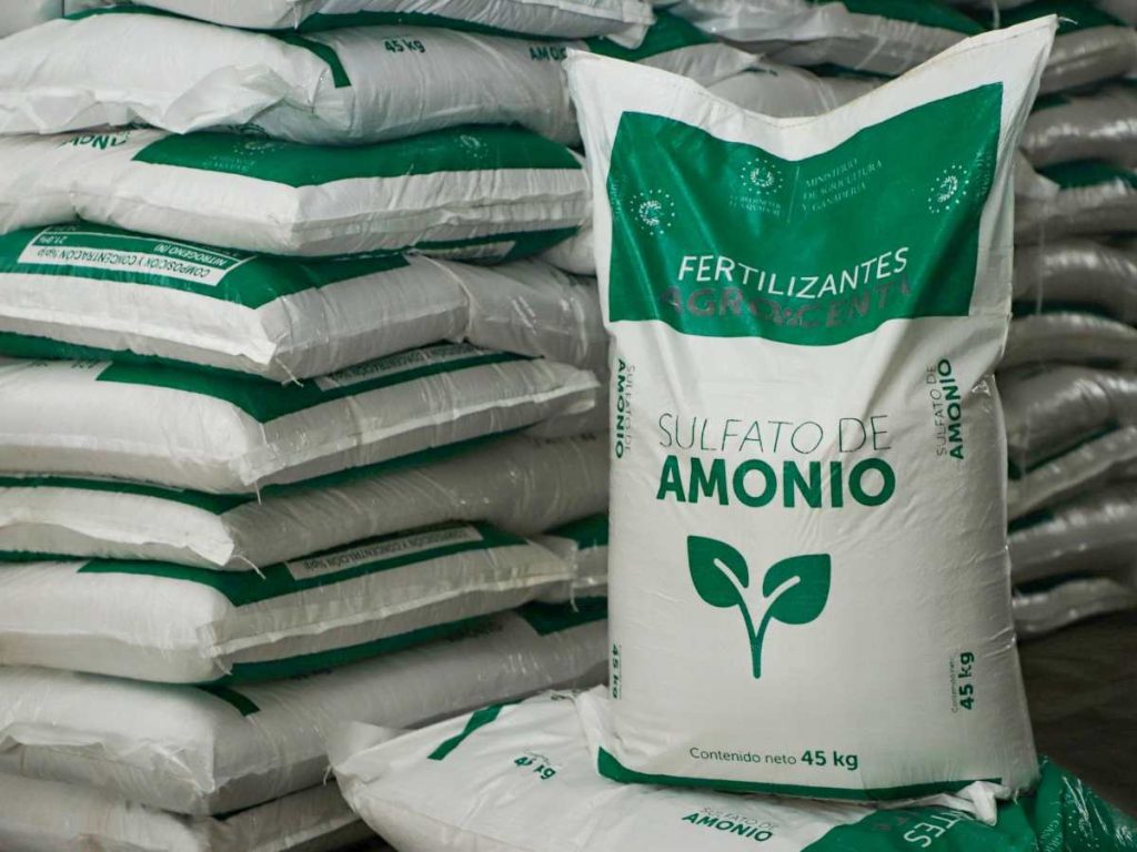 AGROCENTA cuenta con cuatro salas de venta y una red de agencias del CENTA en diferentes zonas del país.