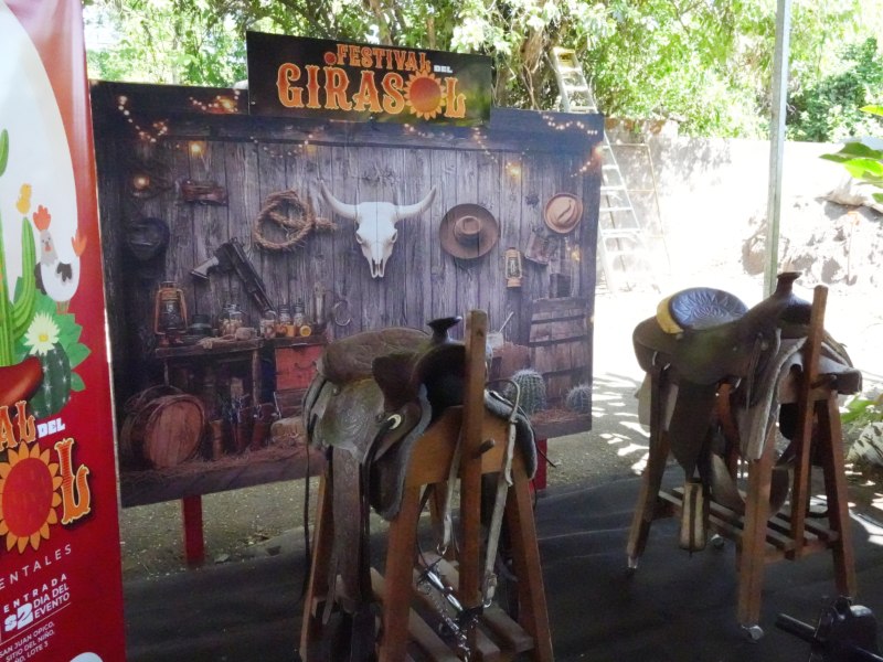 El ambiente vaquero marca la temática del Festival del Girasol 2026 en San Juan Opico.
