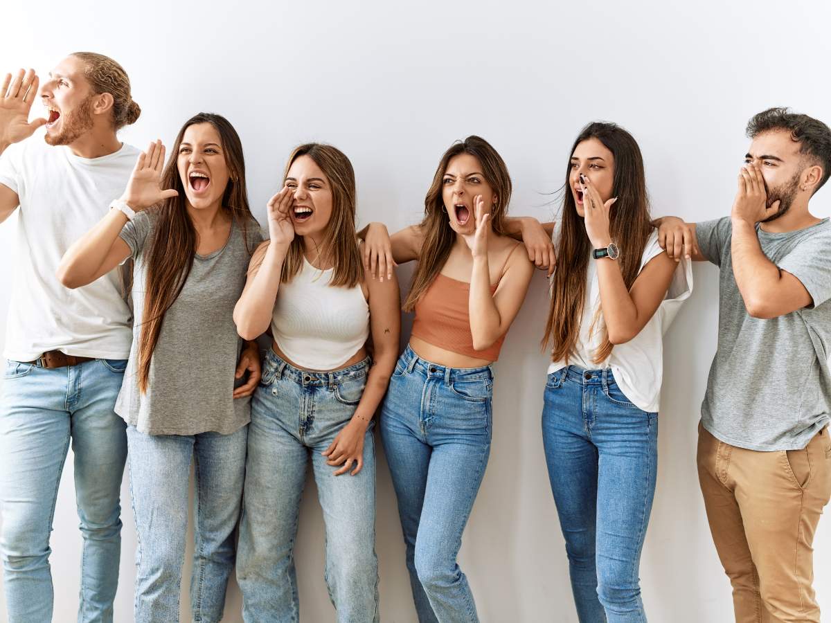 Gritar en grupo gana popularidad como forma rápida de liberar estrés y crear conexión emocional en un mundo cada vez más saturado.