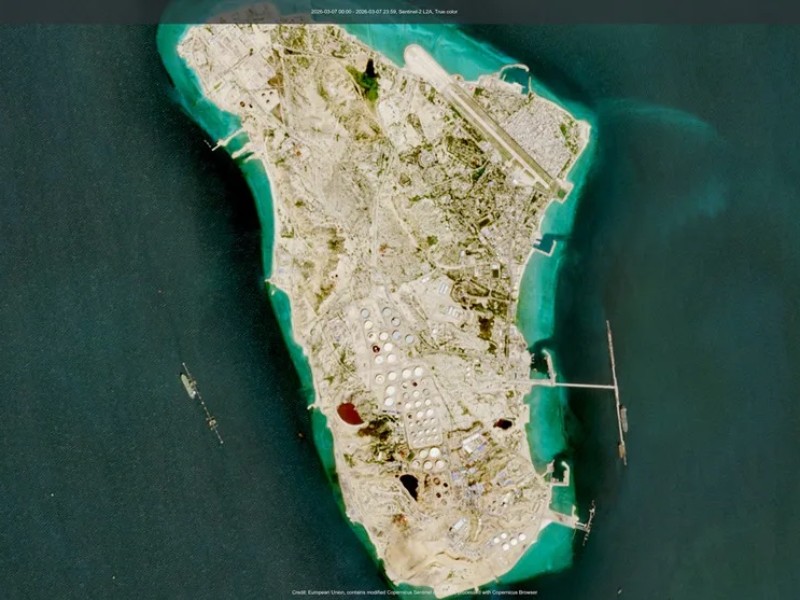 El presidente de Estados Unidos, Donald Trump, advirtió que su gobierno podría destruir los oleoductos de la isla iraní de Jarg “con cinco minutos de aviso”.