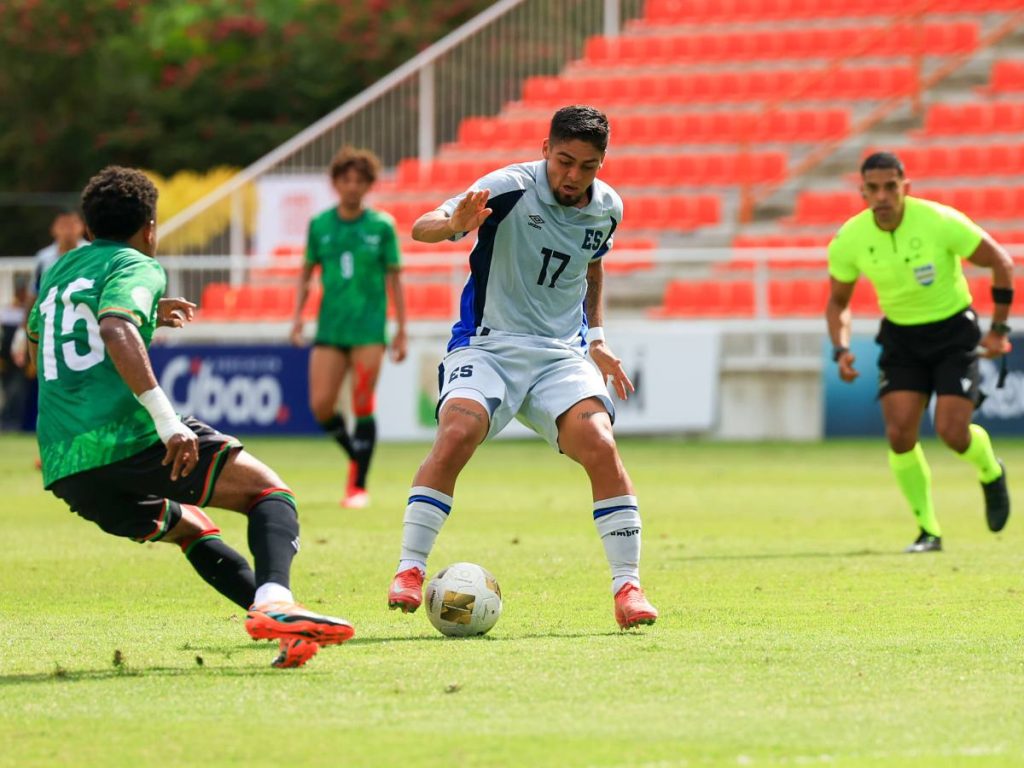 Jairo Henríquez contra Martinica. Foto Cortesía FESFUT