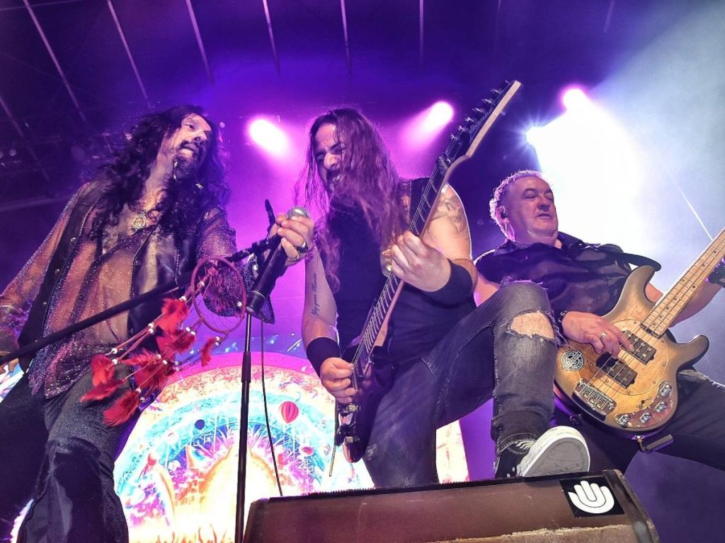 Kabrönes revive en vivo los clásicos que marcaron la historia del rock en español. Fotografía/ cortesía