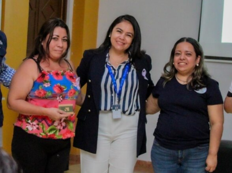 Participantes accedieron a servicios y apoyos durante la jornada en Chalatenango.