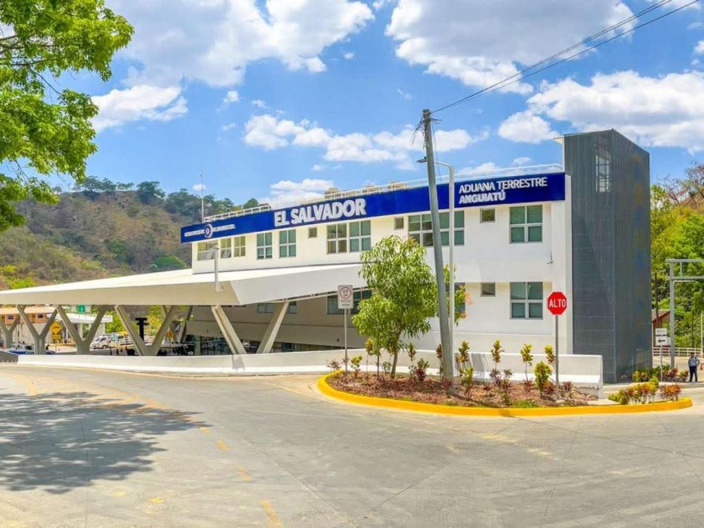 El Gobierno busca modernizar puestos fronterizos, digitalizar trámites y fortalecer la infraestructura aduanera con fondos del préstamo de $84 millones otorgado por el BID.