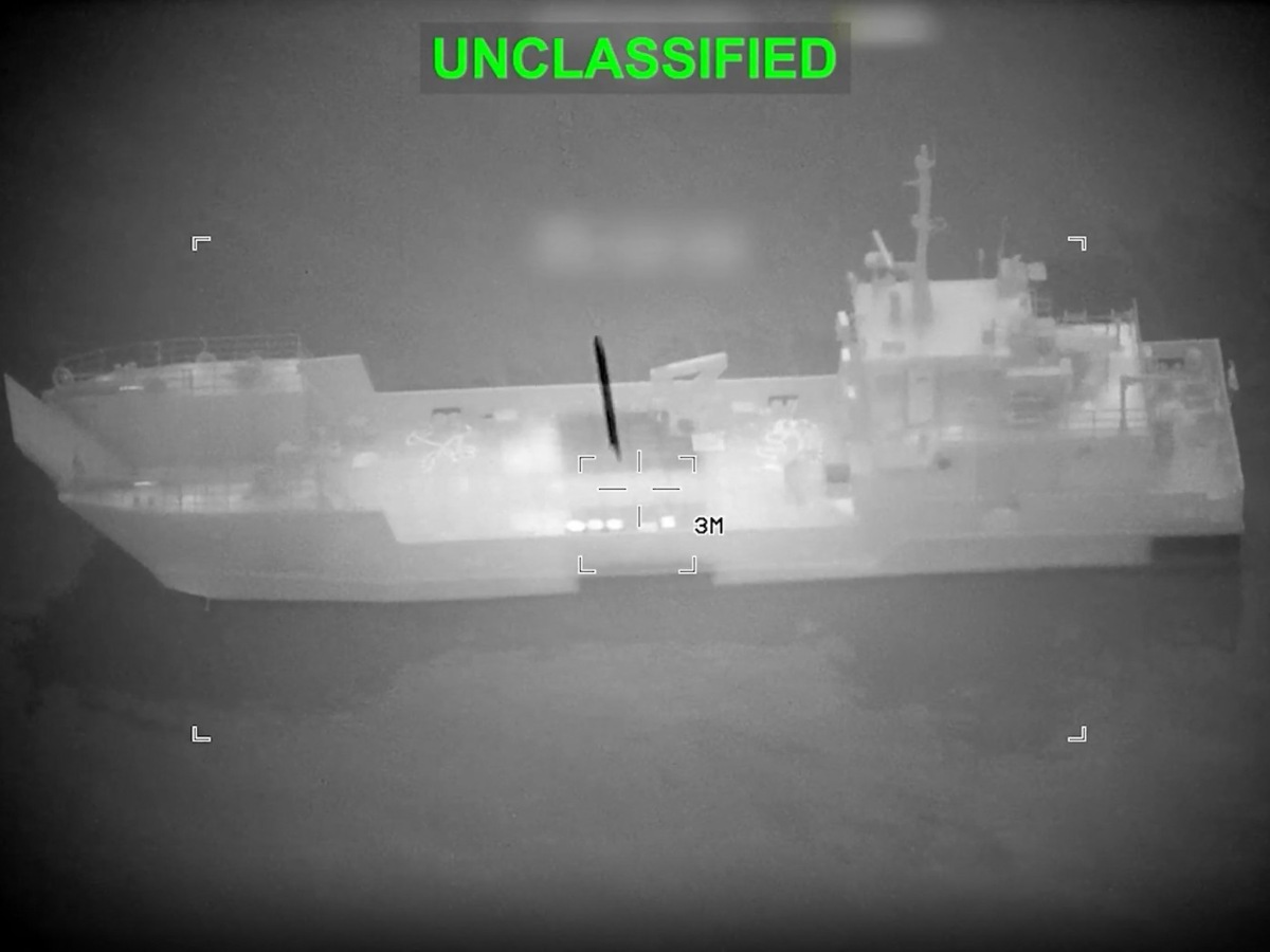 Estados Unidos destruye 16 buques minadores iraníes en el estrecho de Ormuz