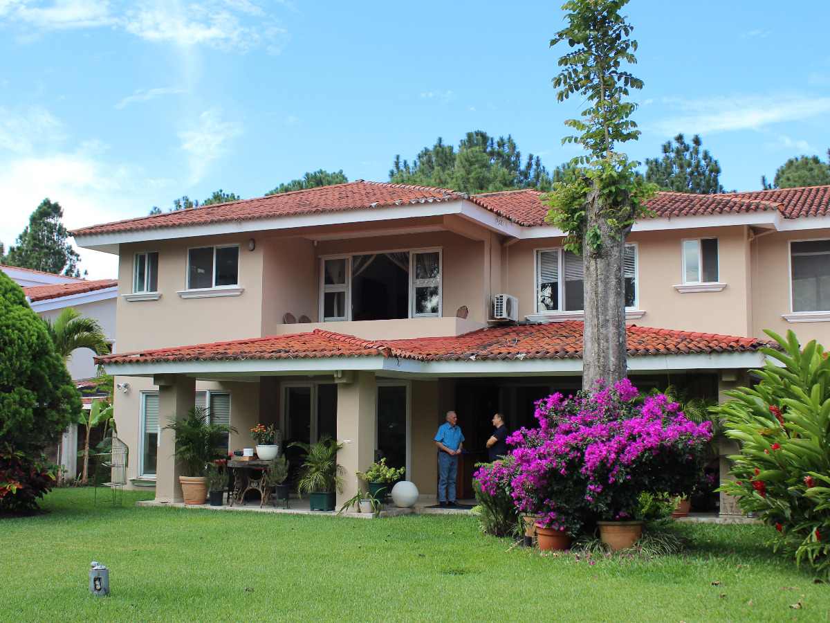 noticias-fiscalia-incautan-saca-casas-propiedades