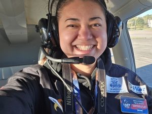 Ángela Pineda, joven salvadoreña que participó en un programa de la NASA con un proyecto para resolver emergencias en Marte.