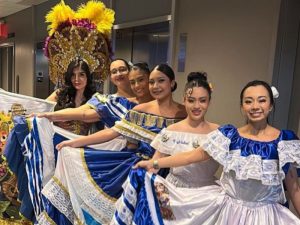 La cultura salvadoreña se hizo presente en Nueva York con bailes típicos y gastronomía tradicional.
