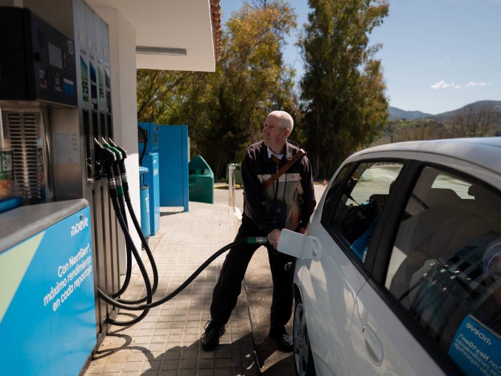 La guerra entre Estados Unidos, Israel e Irán sacude el comercio energético mundial y paraliza el estrecho de Ormuz, clave para el tránsito de una quinta parte del petróleo global.