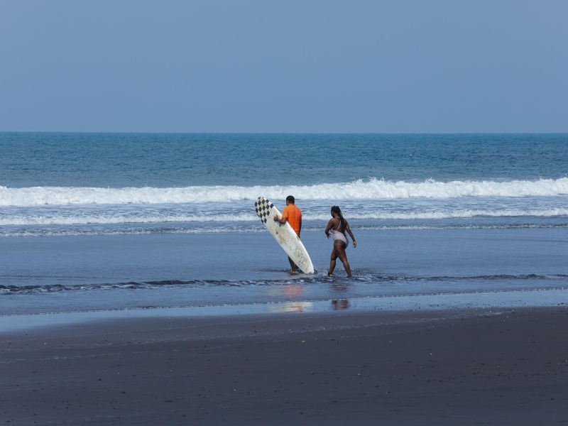 Ubicada a pocos minutos del Puerto de La Libertad, San Blas es un destino ideal para disfrutar del mar y la naturaleza.