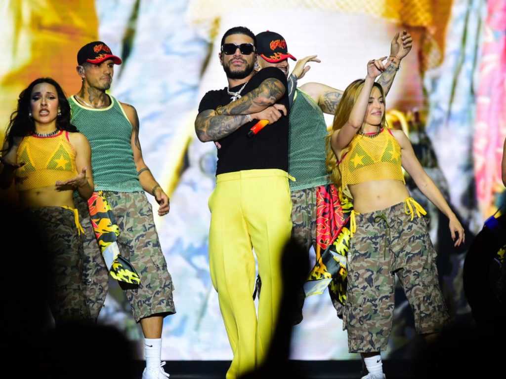 Con un repertorio de más de 30 canciones, Ryan Castro mantuvo la energía del público al máximo durante todo el concierto. Fotografía/ elsalvador.com