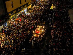 Feligreses podrán inscribirse como cargadores para las procesiones de Semana Santa en el Centro Histórico de San Salvador.