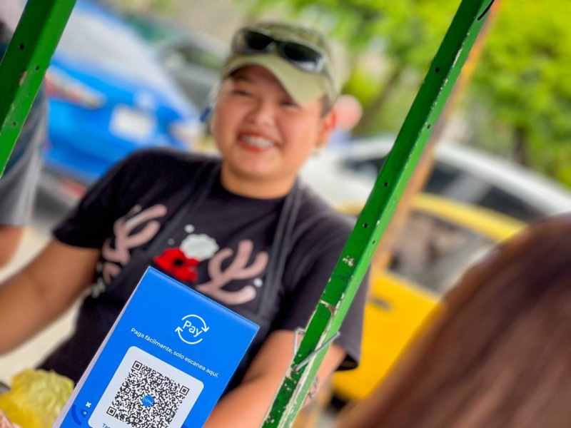 Pequeños comercios y emprendedores ya utilizan Pay para recibir pagos digitales.