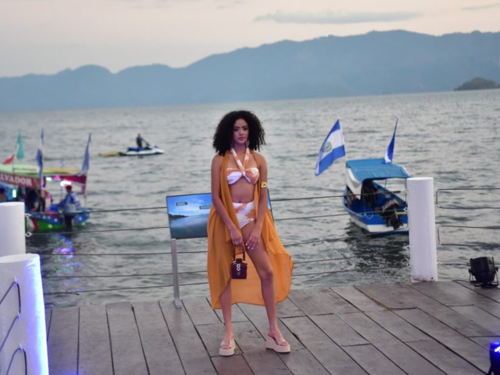 El evento evidenció el creciente interés por el consumo local y posiciona a la moda salvadoreña como un sector con potencial de crecimiento, capaz de innovar, generar oportunidades y proyectarse a nivel regional sin perder su esencia cultural.