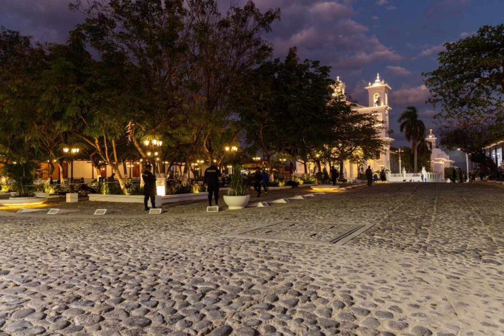 Varias calles históricas del distrito de Suchitoto fueron intervenidas para mejorar su imagen urbana y preservar el estilo colonial.
