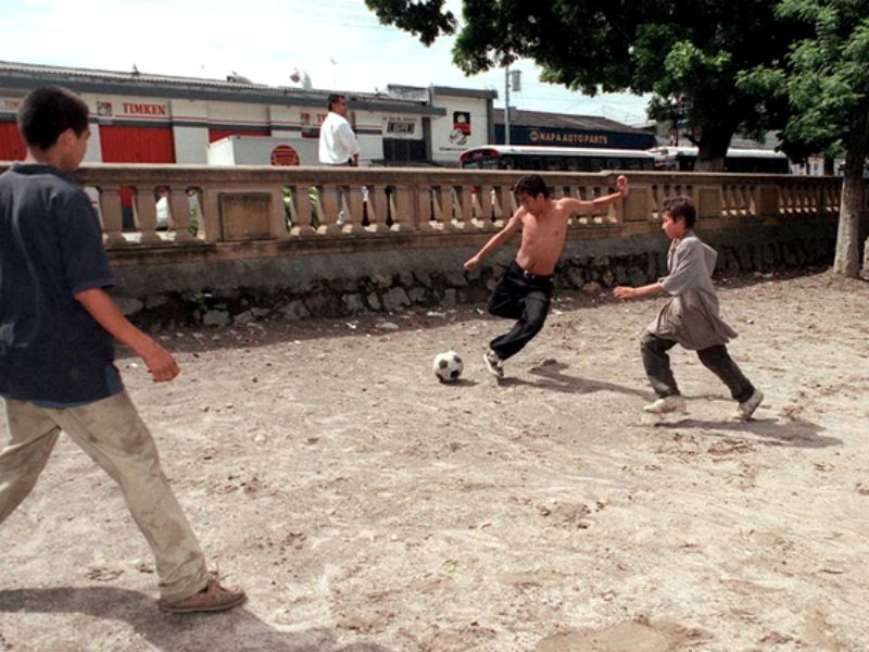 El Parque Cuscatlán fue construido entre 1936 y 1939 sobre los terrenos de la antigua Hacienda San Diego, marcando la expansión urbana de la capital.