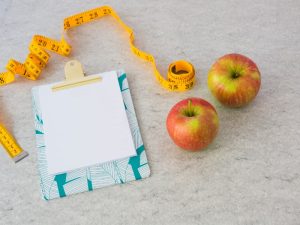 El exceso de tejido adiposo puede alterar el sistema inmunológico y favorecer el desarrollo de tumores, según estudios médicos recientes.