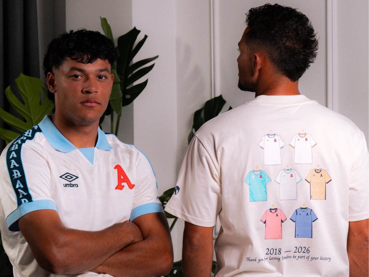 La nueva camiseta de Alianza rinde homenaje a ocho años junto a Umbro con detalles que repasan su historia reciente.