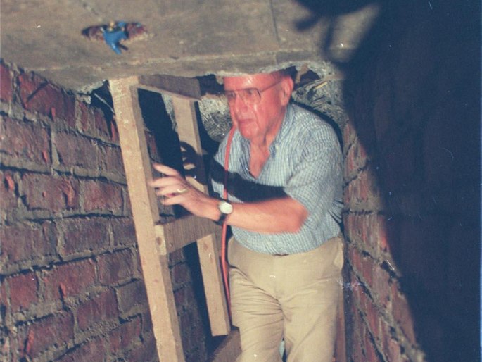 A lo largo de su vida enfrentó distintos desafíos en un contexto complejo.