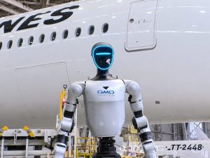 Japón-Airlines-robots-humanoides