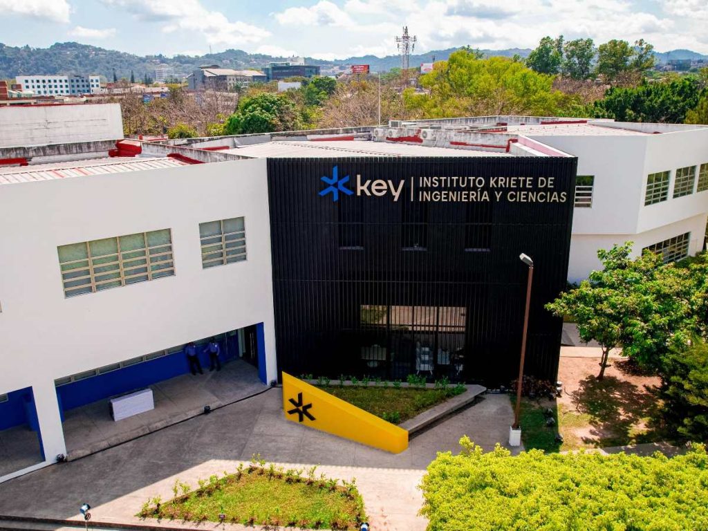 El nuevo modelo académico reduce la duración de las ingenierías a cuatro años en Key Institute. Cortesía