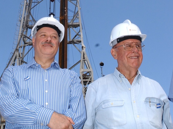 La CEL destacó el aporte de Guillermo Sol Bang en la reconstrucción del sistema eléctrico nacional.