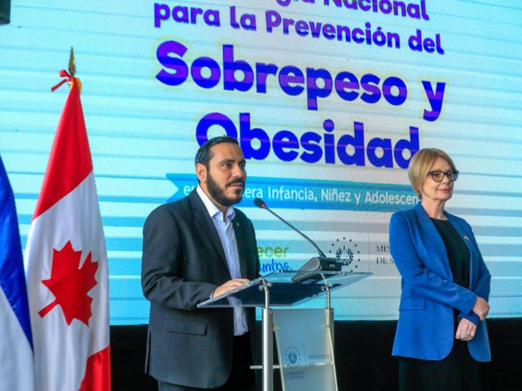 Ministro-de-Salud-Francisco-Alabi-participa-lanzamiento-estrategia-nacional