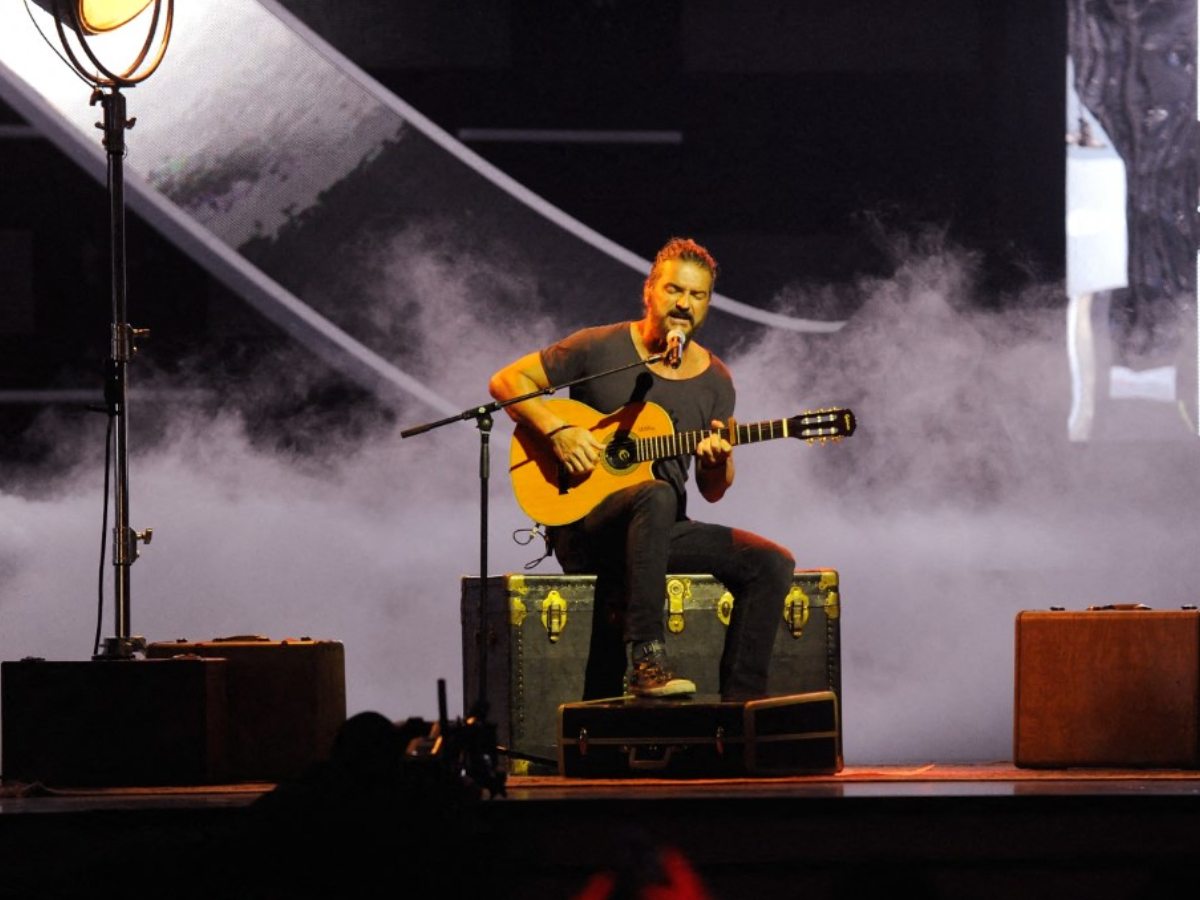 Ricardo Arjona performs onstage at the Billboard Latin Music Awards at Watsco Center on April 27