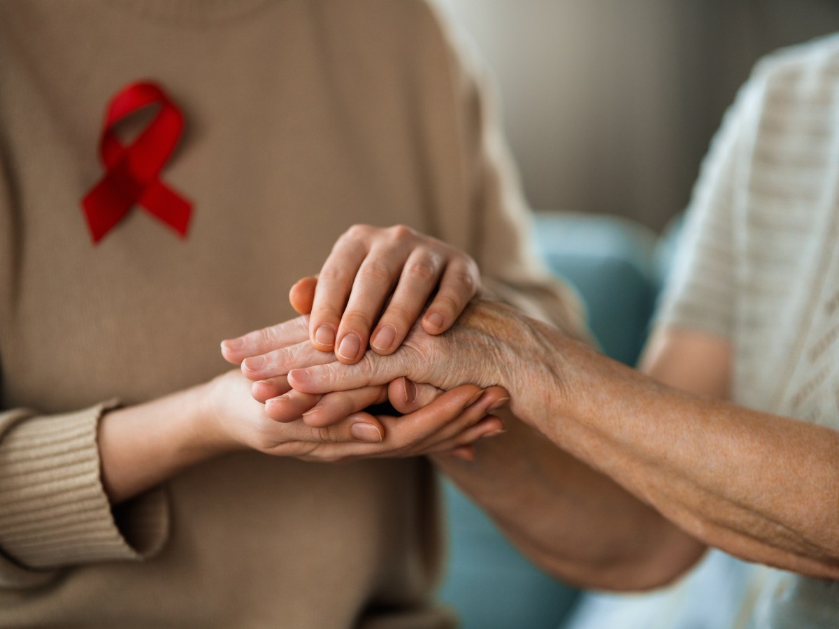 La investigación sobre el VIH avanza con diez casos en remisión, impulsando nuevas estrategias científicas a nivel global.