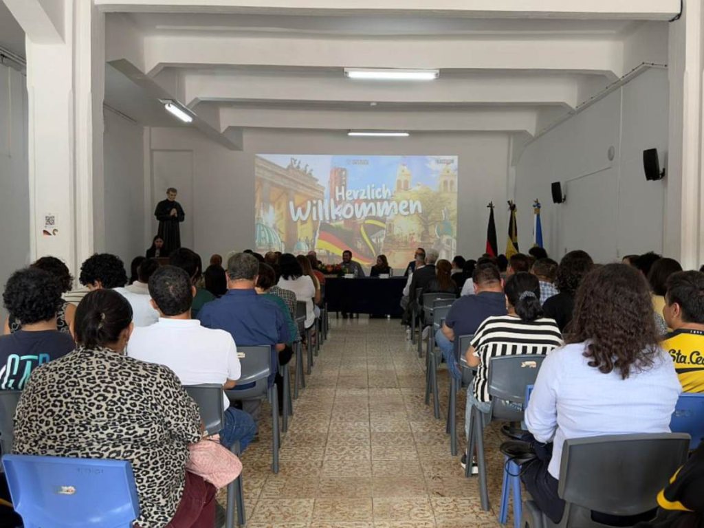 Delegación alemana presentó en El Salvador las oportunidades del modelo de formación dual.