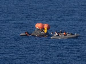 Muestran por primera vez video del amerizaje de Artemis II