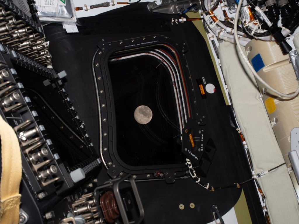 La misión Artemis II logró el regreso de astronautas a la órbita lunar por primera vez desde 1972. Foto NASA