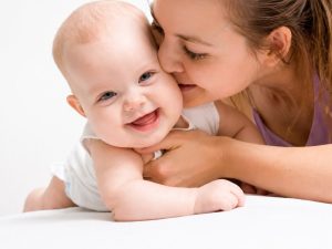 bebé-mamá-madre-niños-niñas