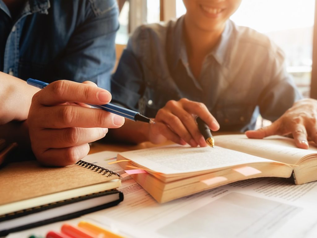 El Programa Fulbright financia maestrías en EE. UU. para estudiantes salvadoreños. Fotografía/ Freepik