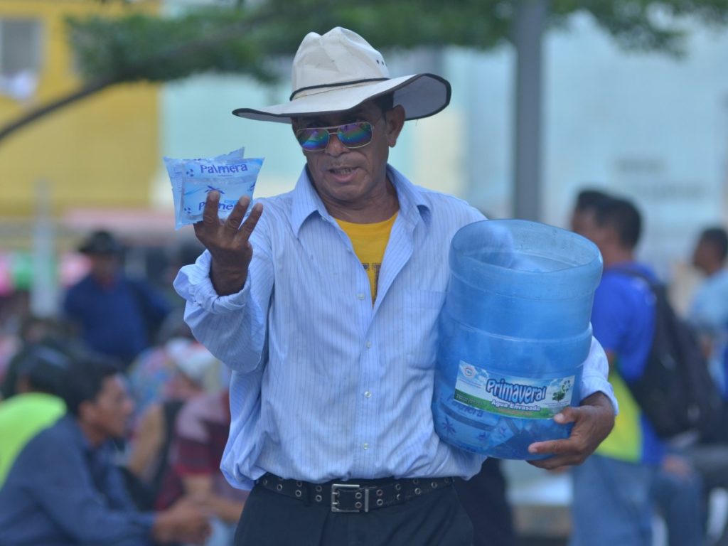 El calor extremo se mantiene en El Salvador, especialmente en zonas donde ya se han reportado máximas históricas.