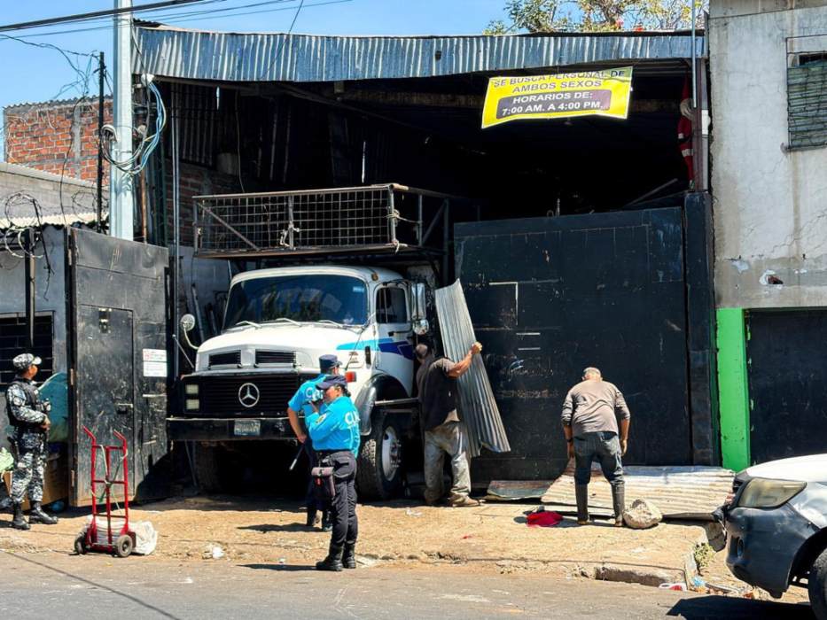 Más de 300 negocios serán parte de “Comercio Limpio”, una apuesta para ordenar el corazón de San Salvador.