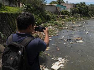 Ciudadanos pueden actuar frente a la contaminación con una denuncia formal.