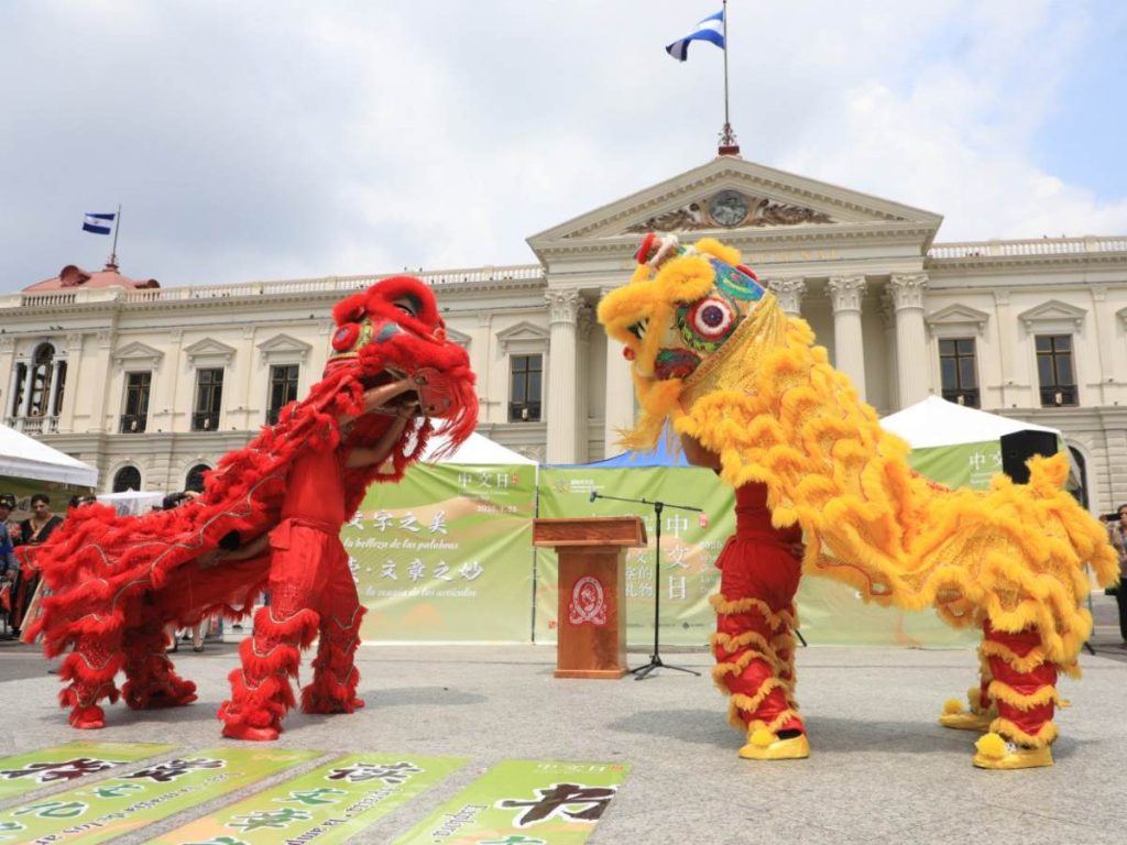 dia-internacional-del-chino-mandarin-san-salvador