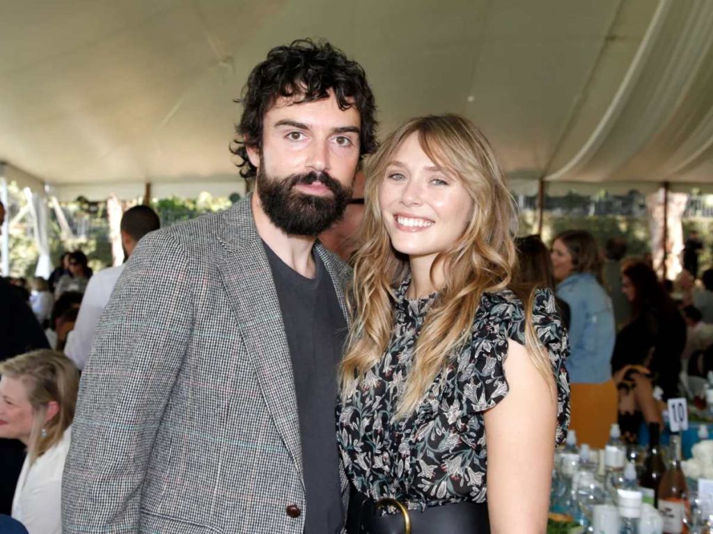 elizabeth-olsen-marvel-Scarlet-Witch-Bruja-escarlata-actriz-y-su-esposo