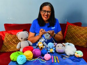 “Chaito” ha convertido los amigurumis en piezas unicas que ya llegan hasta Europa y Estados Unidos.