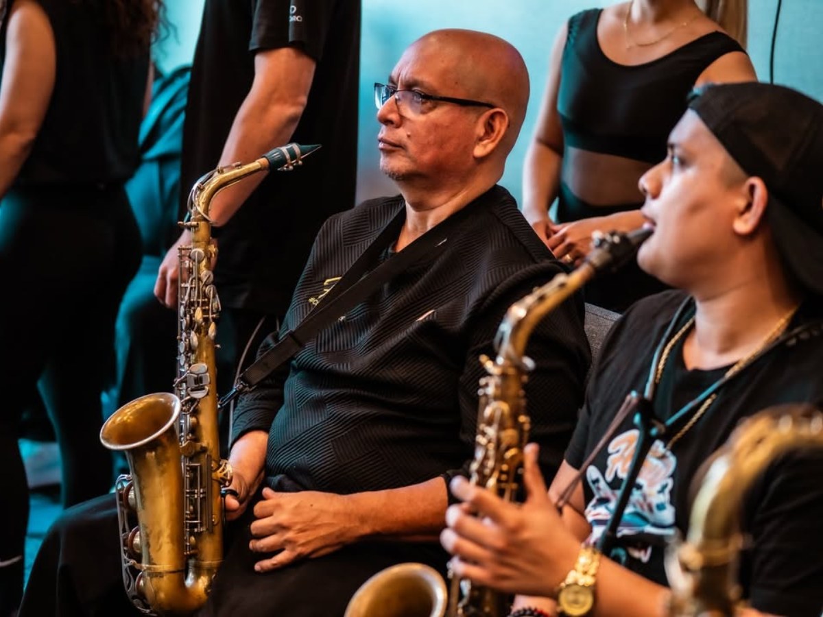 ensayo-hermanos-flores-coachella (3)