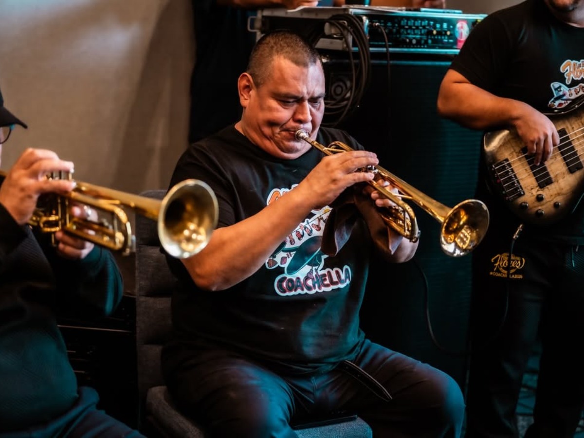 ensayo-hermanos-flores-coachella (9)