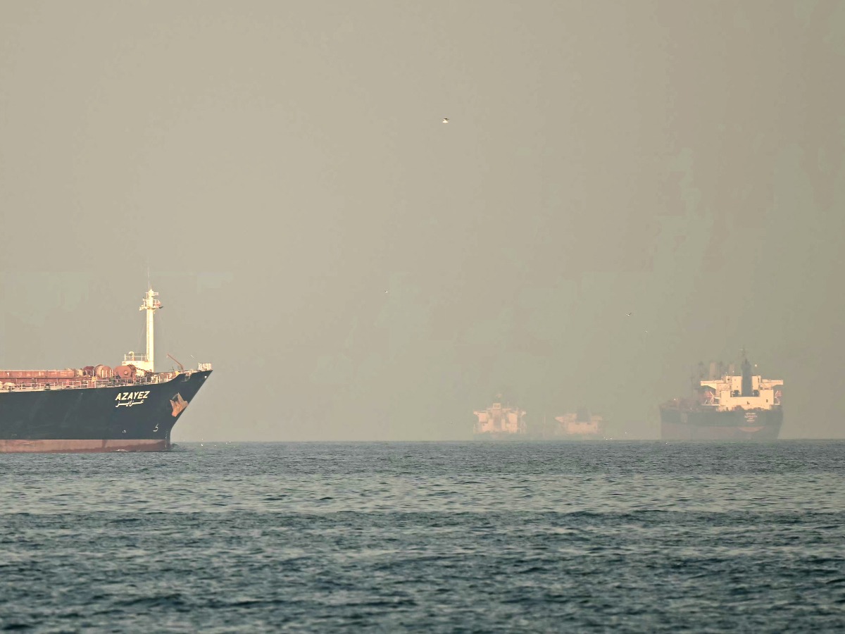 Tráfico en Ormuz se reactiva con cautela tras tregua entre Estados Unidos e Irán. AFP