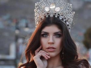 Carolina Flores, exreina de belleza mexicana, fue asesinada en su departamento en Polanco, Ciudad de México.