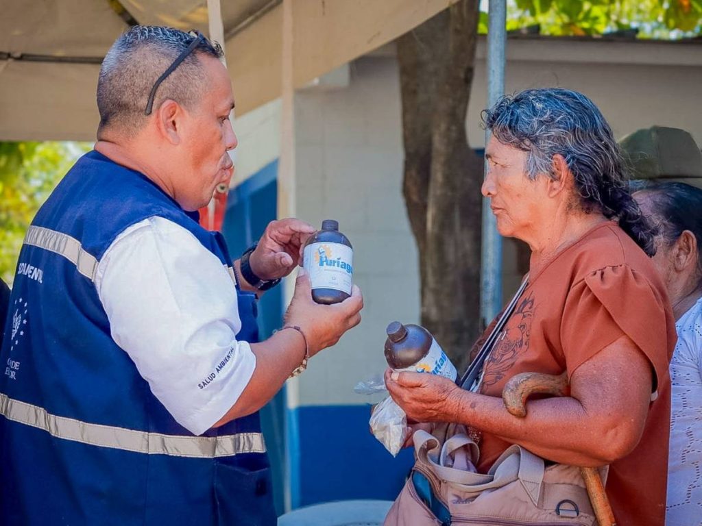 Durante la jornada se entregaron medicamentos sin costo, ampliando el acceso a tratamientos básicos para la población beneficiada.
