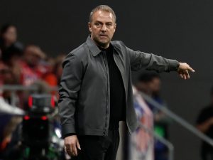 Hansi Flick contra el Real Madrid. Foto EFE